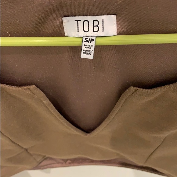 Olive Tobi Long Sleeve Crop Top - Picture 2 of 2
